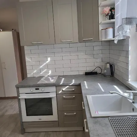 Z Wlasna Kuchnia I Lazienka Suntago Apartment *