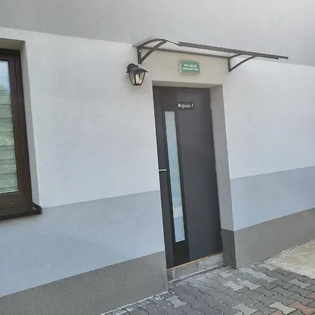 Apartment Z Wlasna Kuchnia I Lazienka Suntago