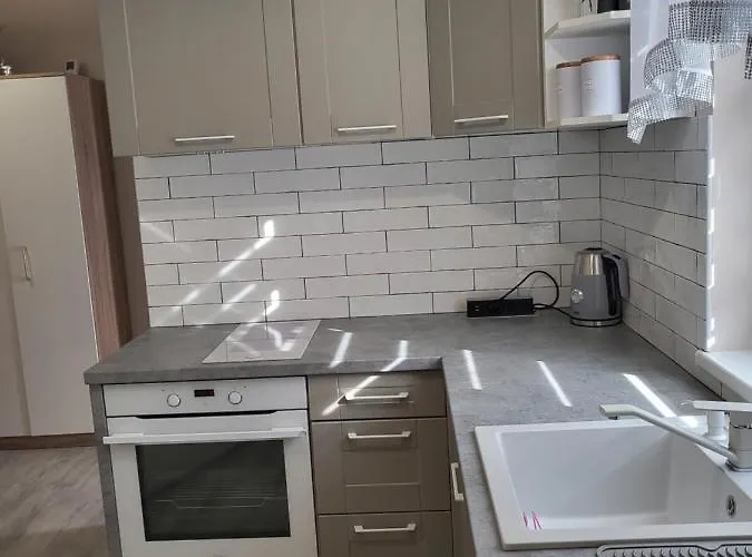 Pokój Z Własną Kuchnią I łazienką Suntago Apartament *